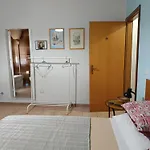 Bed & Breakfast Zahra 3*