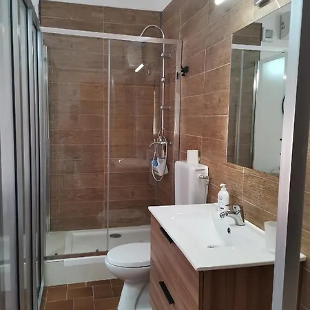 Bed & Breakfast Zahra 2*