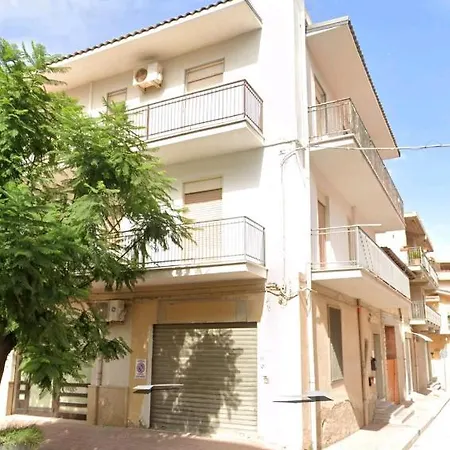 Bed & Breakfast Zahra 2*