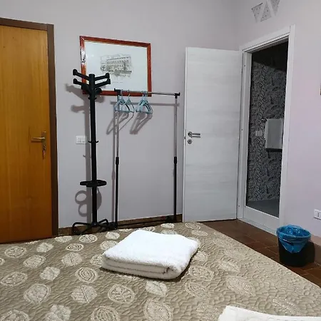 Zahra Bed & Breakfast 2*